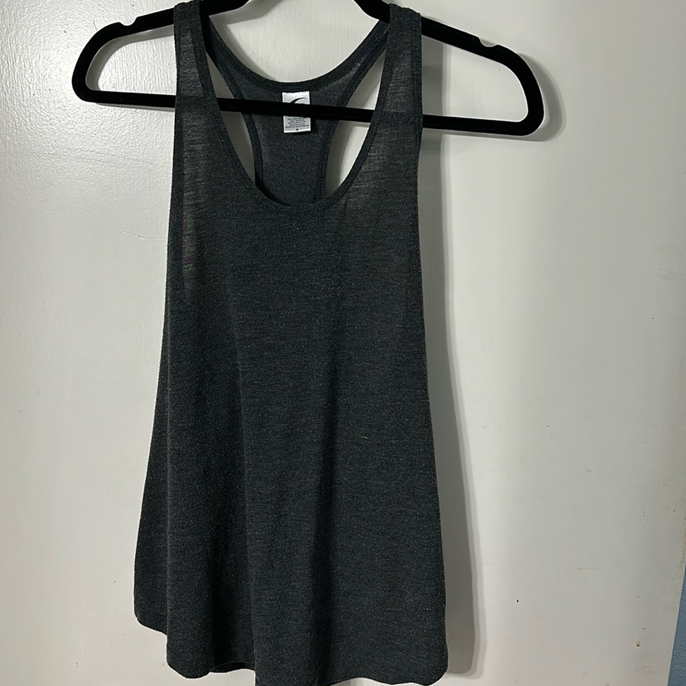 Athletic tank top